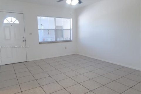 Appartement à louer à Miami, Floride: 1 chambre, 55.74 m2 № 1956689 - photo 4
