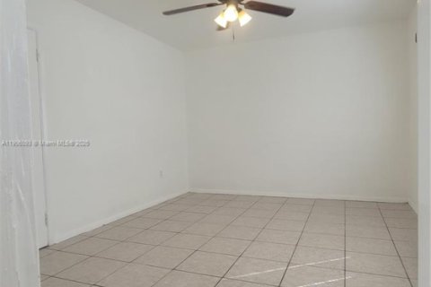Appartement à louer à Miami, Floride: 1 chambre, 55.74 m2 № 1956689 - photo 12