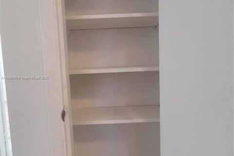 Appartement à louer à Miami, Floride: 1 chambre, 55.74 m2 № 1956689 - photo 7