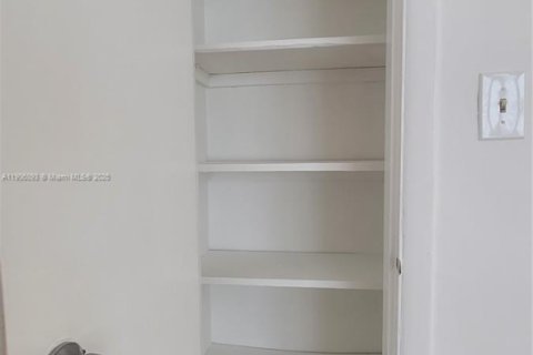 Appartement à louer à Miami, Floride: 1 chambre, 55.74 m2 № 1956689 - photo 11