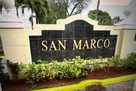 Condo à Miami, Floride, 2 chambres  № 1989903