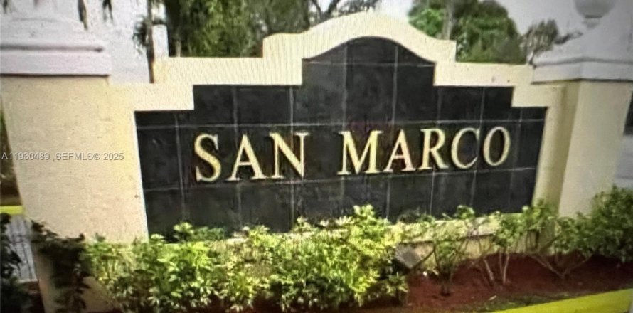 Condo à Miami, Floride, 2 chambres № 1989903