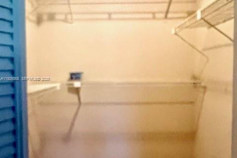 Condo in Tamarac, Florida, 2 bedrooms № 2055414 - photo 16