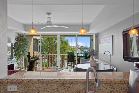 Adosado en venta en Ruskin, Florida, 3 dormitorios, 131.64 m2 № 2093243 - foto 17