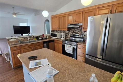 House in Kissimmee, Florida 3 bedrooms, 136.01 sq.m. № 2196884 - photo 5