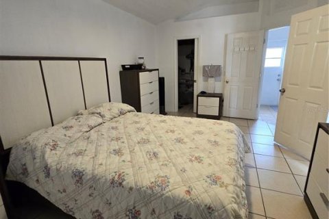House in Kissimmee, Florida 3 bedrooms, 136.01 sq.m. № 2196884 - photo 12