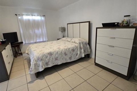 House in Kissimmee, Florida 3 bedrooms, 136.01 sq.m. № 2196884 - photo 11
