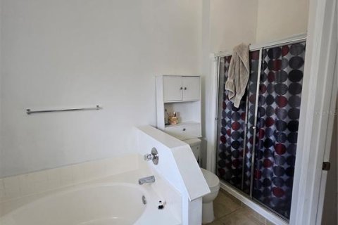 House in Kissimmee, Florida 3 bedrooms, 136.01 sq.m. № 2196884 - photo 15