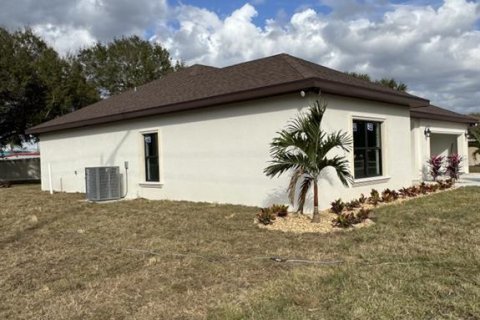 Casa en venta en Okeechobee, Florida, 4 dormitorios, 183.02 m2 № 2199746 - foto 6