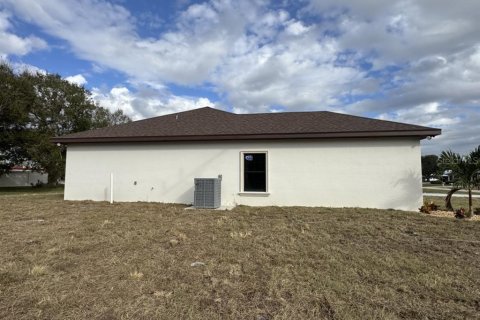 Casa en venta en Okeechobee, Florida, 4 dormitorios, 183.02 m2 № 2199746 - foto 12