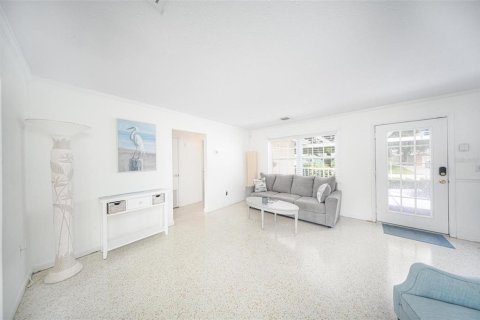 Casa en venta en Sarasota, Florida, 2 dormitorios, 100.89 m2 № 1914789 - foto 14