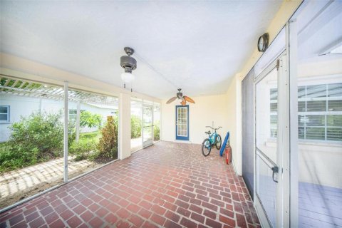 Casa en venta en Sarasota, Florida, 2 dormitorios, 100.89 m2 № 1914789 - foto 29