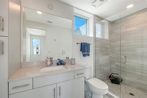 Condo in Sarasota, Florida, 2 bedrooms № 2094015 - photo 25