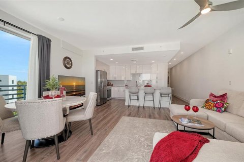 Condo in Sarasota, Florida, 2 bedrooms № 2094015 - photo 16