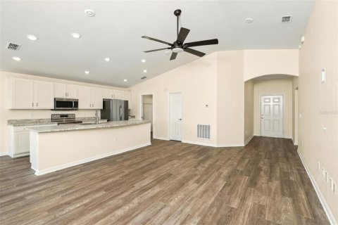 House in Lakeland, Florida 4 bedrooms, 159.33 sq.m. № 2430917 - photo 3
