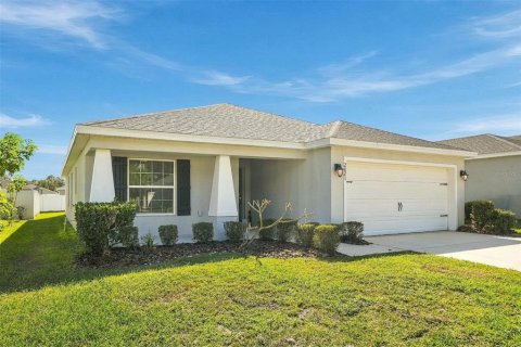 House in Lakeland, Florida 4 bedrooms, 159.33 sq.m. № 2430917 - photo 2