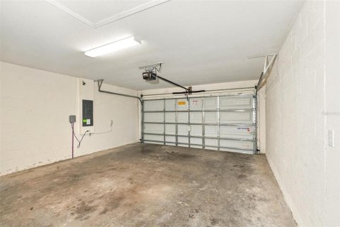 House in Lakeland, Florida 4 bedrooms, 159.33 sq.m. № 2430917 - photo 28