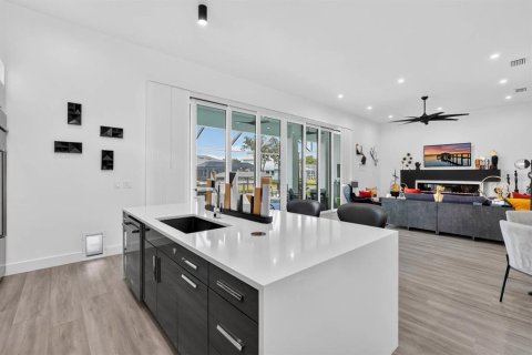 Villa ou maison à vendre à Palm Coast, Floride: 3 chambres, 214.14 m2 № 2410004 - photo 6
