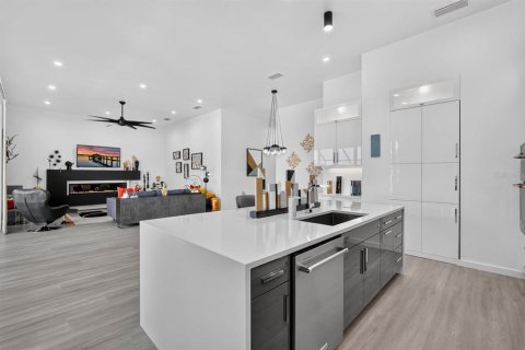 Villa ou maison à vendre à Palm Coast, Floride: 3 chambres, 214.14 m2 № 2410004 - photo 7