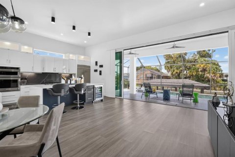 Villa ou maison à vendre à Palm Coast, Floride: 3 chambres, 214.14 m2 № 2410004 - photo 16