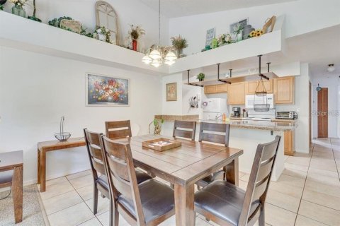 Copropriété à louer à Kissimmee, Floride: 3 chambres, 113.34 m2 № 2431688 - photo 8