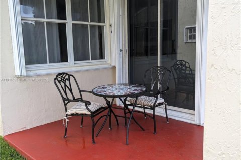 Villa ou maison à louer à Weston, Floride: 3 chambres, 133.78 m2 № 1936651 - photo 21