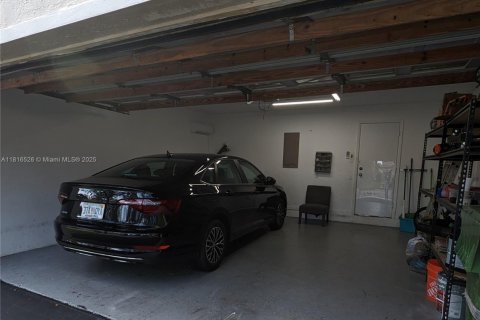 Villa ou maison à louer à Weston, Floride: 3 chambres, 133.78 m2 № 1936651 - photo 18