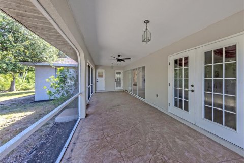 Villa ou maison à vendre à Rotonda, Floride: 3 chambres, 189.15 m2 № 2232334 - photo 18