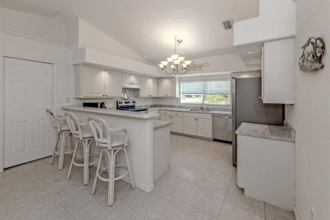 Villa ou maison à vendre à Rotonda, Floride: 3 chambres, 189.15 m2 № 2232334 - photo 28