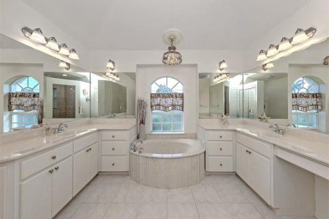 Villa ou maison à vendre à Rotonda, Floride: 3 chambres, 189.15 m2 № 2232334 - photo 16