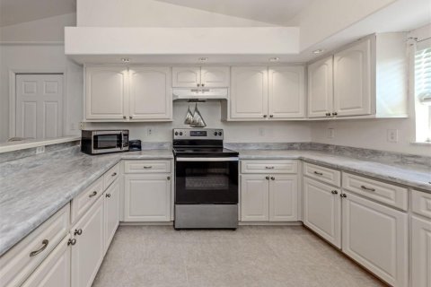 Villa ou maison à vendre à Rotonda, Floride: 3 chambres, 189.15 m2 № 2232334 - photo 7
