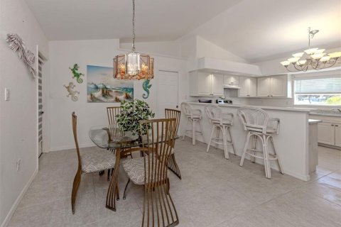 Villa ou maison à vendre à Rotonda, Floride: 3 chambres, 189.15 m2 № 2232334 - photo 27