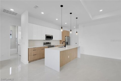 Casa en alquiler en Lehigh Acres, Florida, 3 dormitorios, 152.64 m2 № 1615288 - foto 7