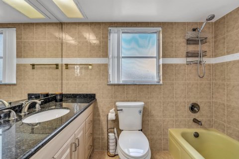 Condominio en alquiler en Pompano Beach, Florida, 3 dormitorios, 129.13 m2 № 2086245 - foto 13