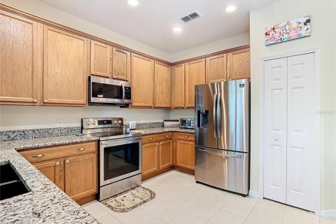 Casa en venta en Poinciana, Florida, 2 dormitorios, 146.23 m2 № 1612457 - foto 15