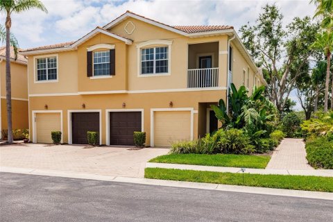 Townhouse in Sarasota, Florida 2 bedrooms, 96.25 sq.m. № 1796501 - photo 3