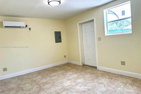 Appartement à louer à Miami, Floride: 2 chambres № 1990971 - photo 2