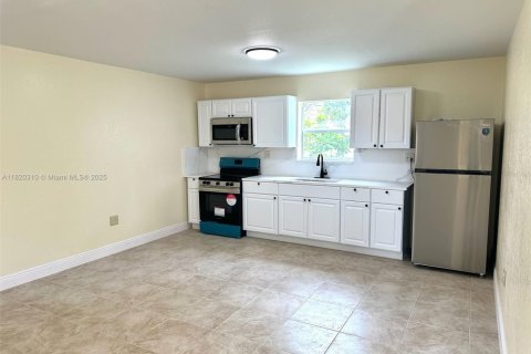 Appartement à louer à Miami, Floride: 2 chambres № 1990971 - photo 1