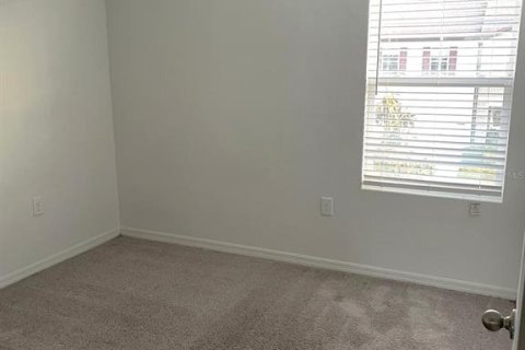 Townhouse in Davenport, Florida 3 bedrooms, 132.01 sq.m. № 1616837 - photo 13