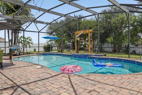 Casa en alquiler en Kissimmee, Florida, 5 dormitorios, 206.43 m2 № 1901768 - foto 2