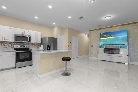 Adosado en venta en Homestead, Florida, 3 dormitorios, 136.19 m2 № 2023991 - foto 9