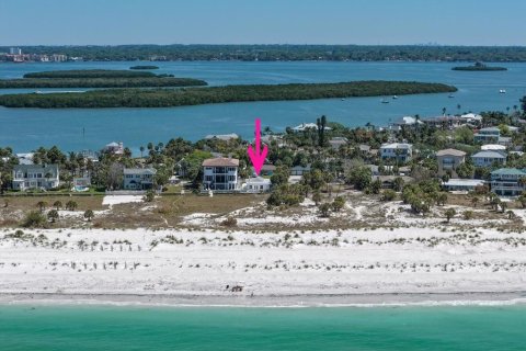 House in Clearwater, Florida 3 bedrooms, 191.56 sq.m. № 2106150 - photo 5