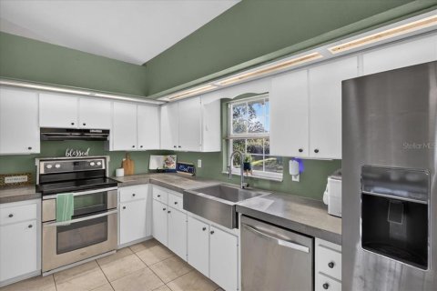 Villa ou maison à vendre à Ocala, Floride: 3 chambres, 148.83 m2 № 2419800 - photo 12