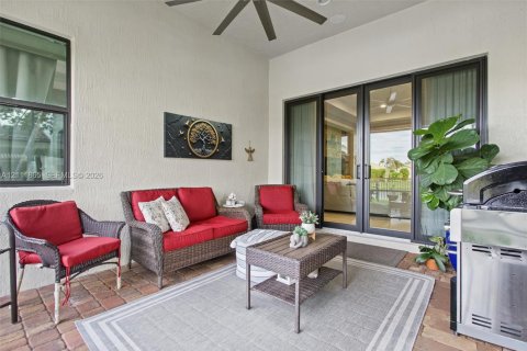 Villa ou maison à vendre à Pembroke Pines, Floride: 3 chambres, 195.47 m2 № 2436439 - photo 21