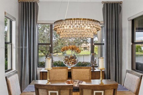 Villa ou maison à vendre à Pembroke Pines, Floride: 3 chambres, 195.47 m2 № 2436439 - photo 10
