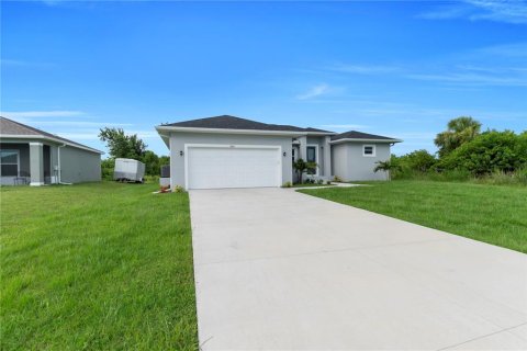 Villa ou maison à vendre à Port Charlotte, Floride: 3 chambres, 173.36 m2 № 1826850 - photo 5