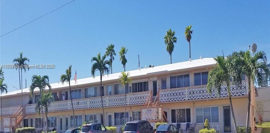 Condo à Hallandale Beach, Floride, 2 chambres  № 1641750