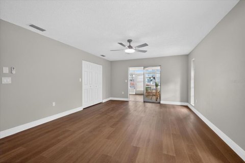 Casa en venta en New Port Richey, Florida, 3 dormitorios, 189.89 m2 № 2200350 - foto 17