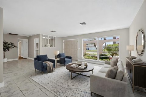 Casa en venta en New Port Richey, Florida, 3 dormitorios, 189.89 m2 № 2200350 - foto 5