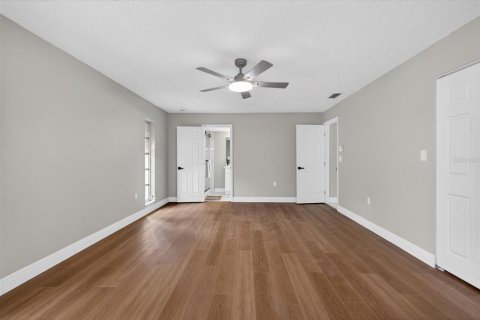 Casa en venta en New Port Richey, Florida, 3 dormitorios, 189.89 m2 № 2200350 - foto 27
